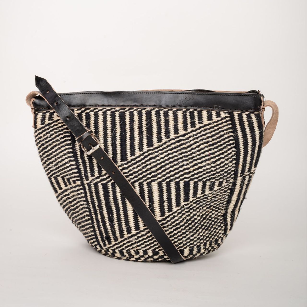 Zebra Black and White Sisal Bag sling Zebra Black and White Sisal Bag sling